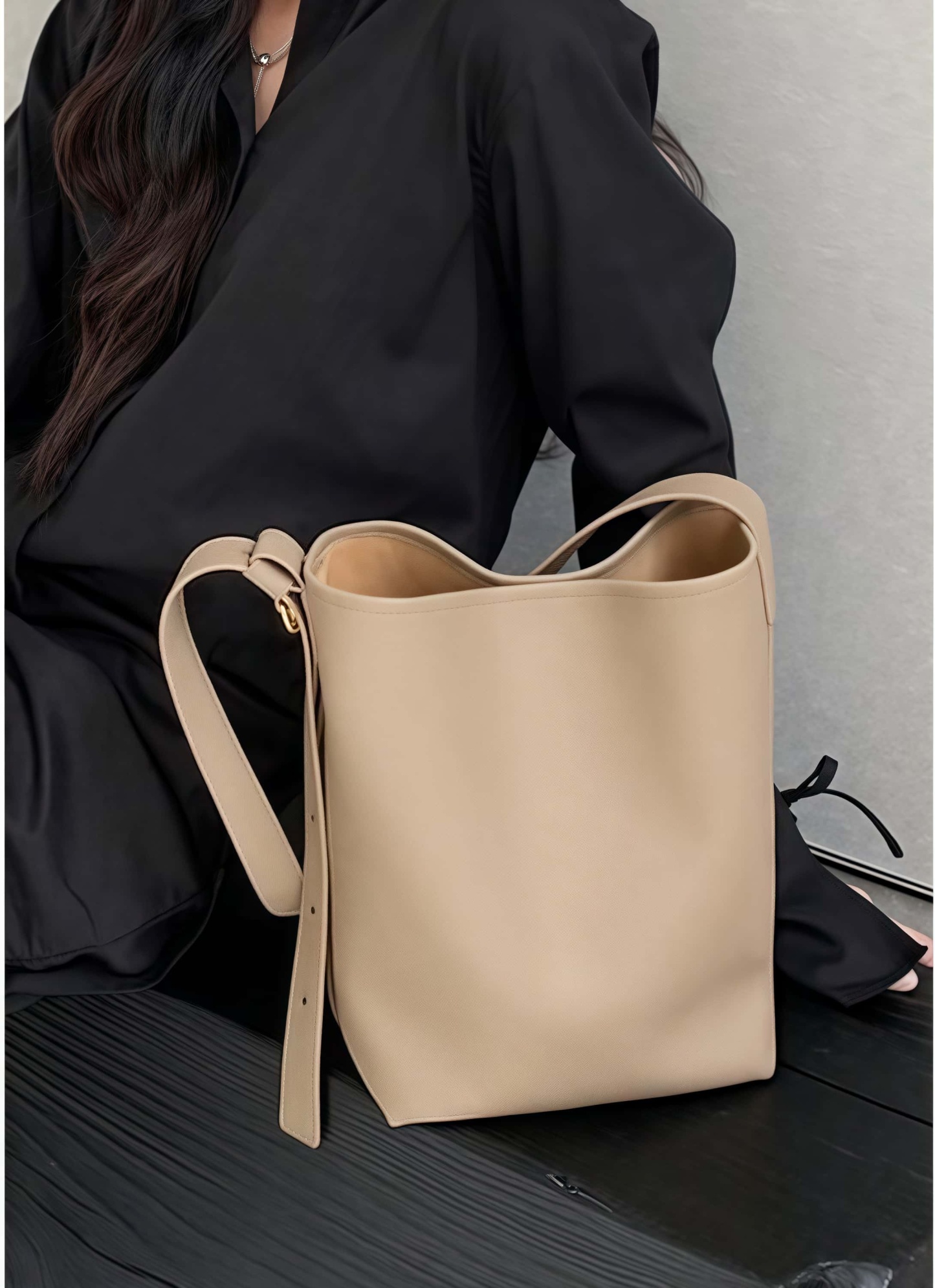 新発売 ！ベージュ|茶|黒|3色♦天然ソフト牛革トートバッグ ♦