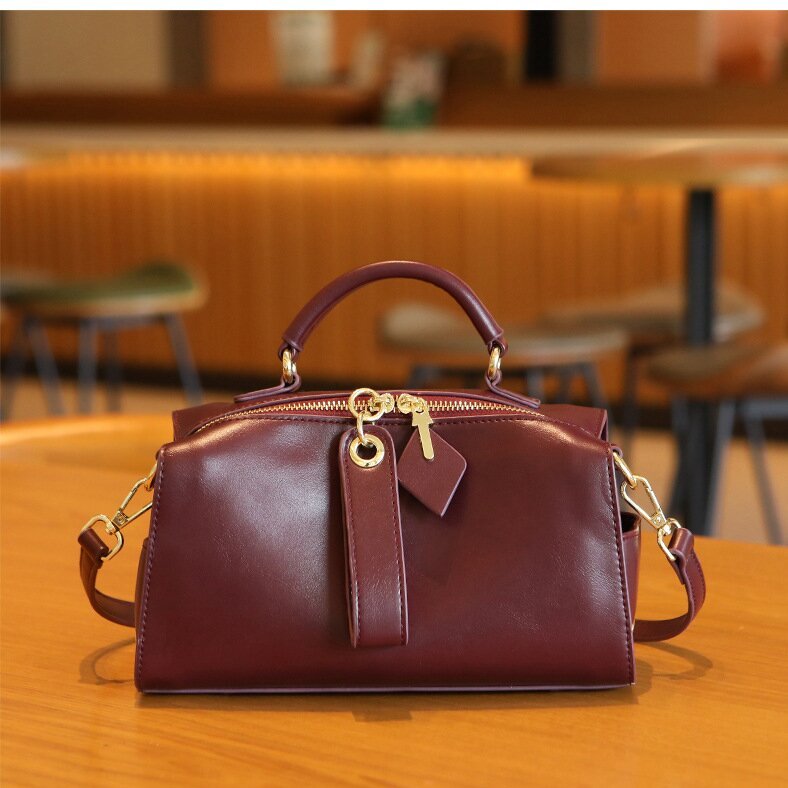 牛革斜め掛けバッグ|牛革ショルダーバッグ|牛革肩がけかばん |手提げバッグ