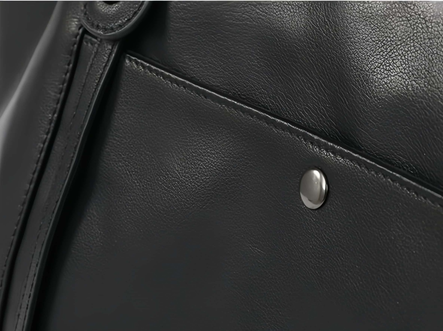 優雅な天然牛革トートバッグ|通勤・旅行に最適な大容量デザイン