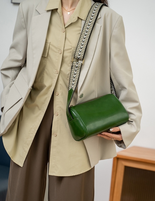 NEW ! |4色|植物鞣な天然牛革ショルダーバッグ