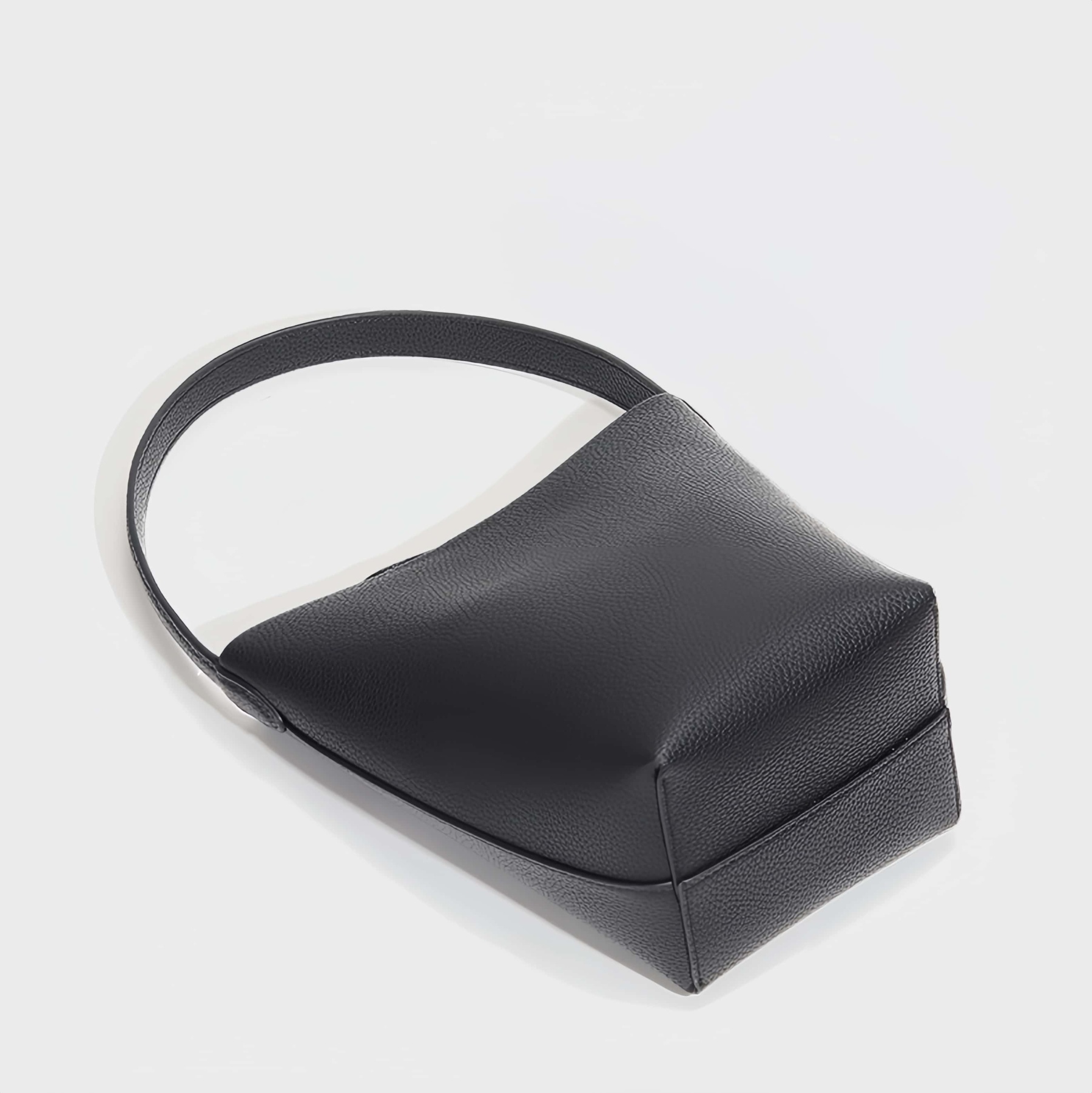 薄くて軽い設計 ！•カーキ|黒|青|3色|上質な厚手な柔らかい天然牛革トートバッグ•牛革肩がけかばんバッグ