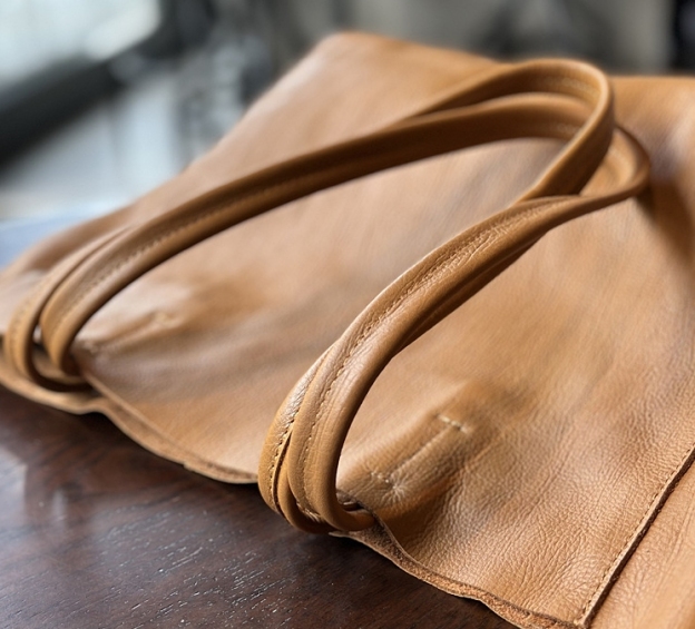 新作！茶|黒|緑※3色※厚みのある柔らかい天然牛革トートバッグ※牛革肩掛けバッグ