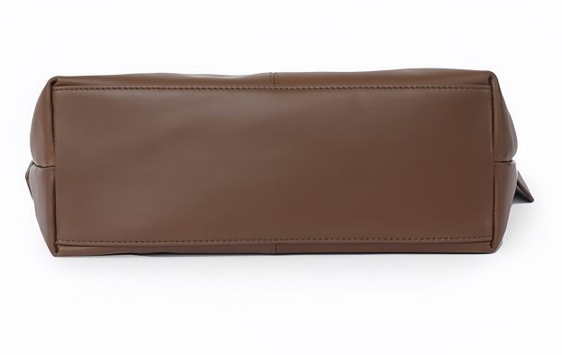 NEW ! •茶|黒|2色•上質な天然牛革斜ショルダーバッグ•牛革肩掛けバッグ• 