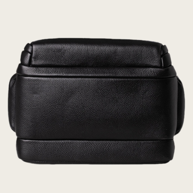 大容量牛革ダブルショルダーリュック｜大容量設計・通勤・旅行対応