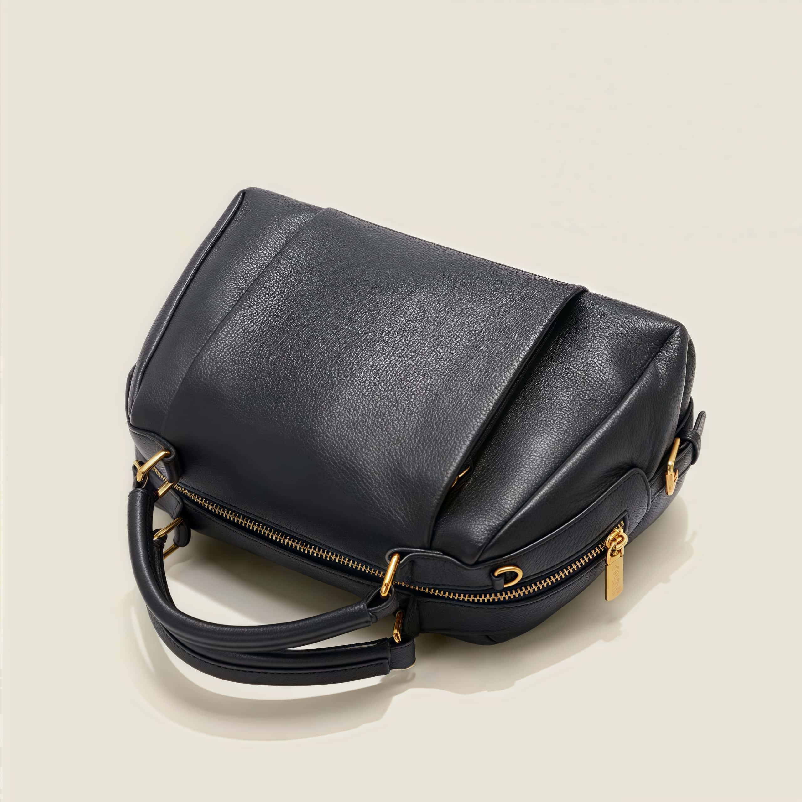 スタイリッシュ！•2色•3WAY•天然厚み柔らかい牛革ハンドバッグ・牛革肩掛けバッグ