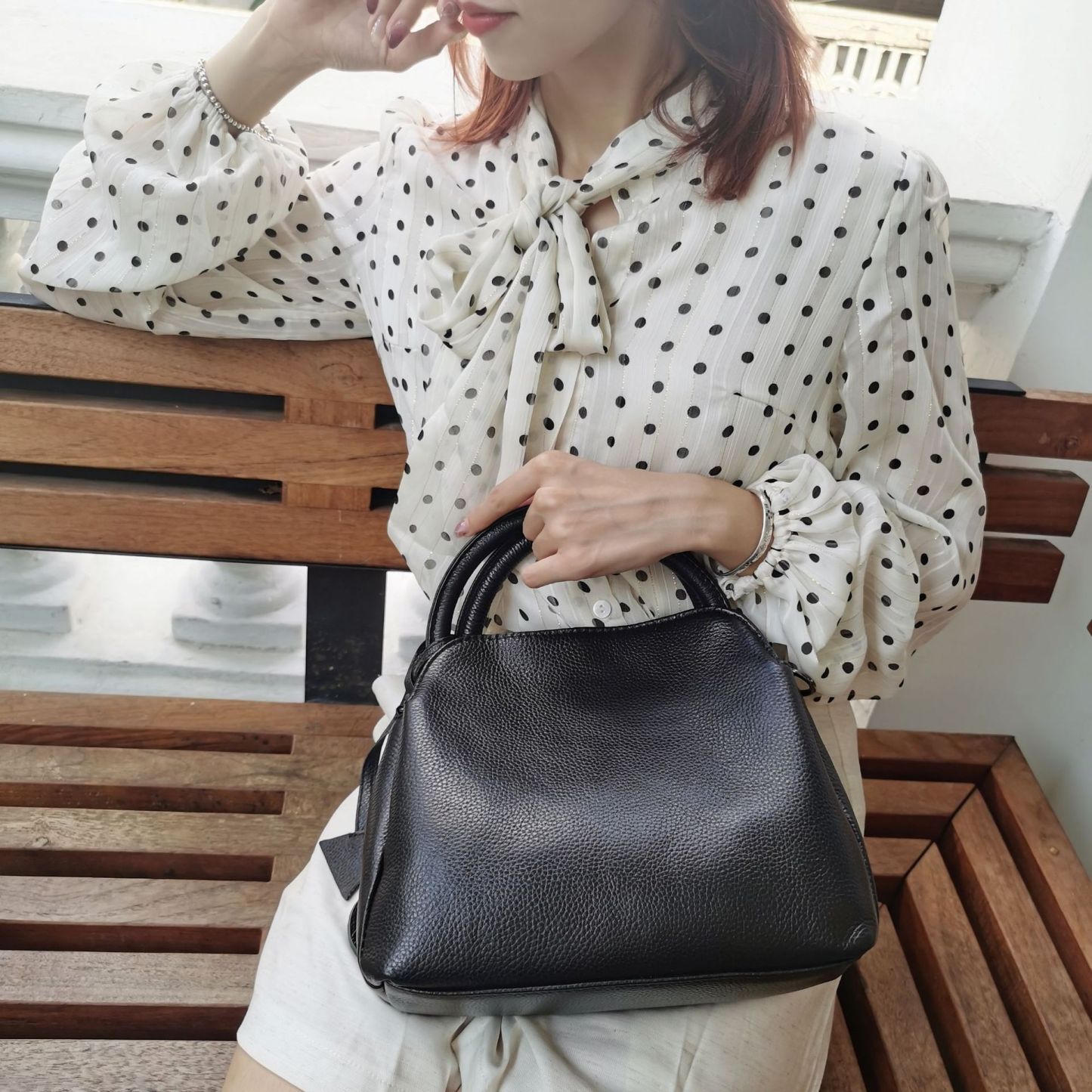 レトロ•厚みのある柔らかい天然牛革ショルダーバッグ•牛革ハンドバッグ