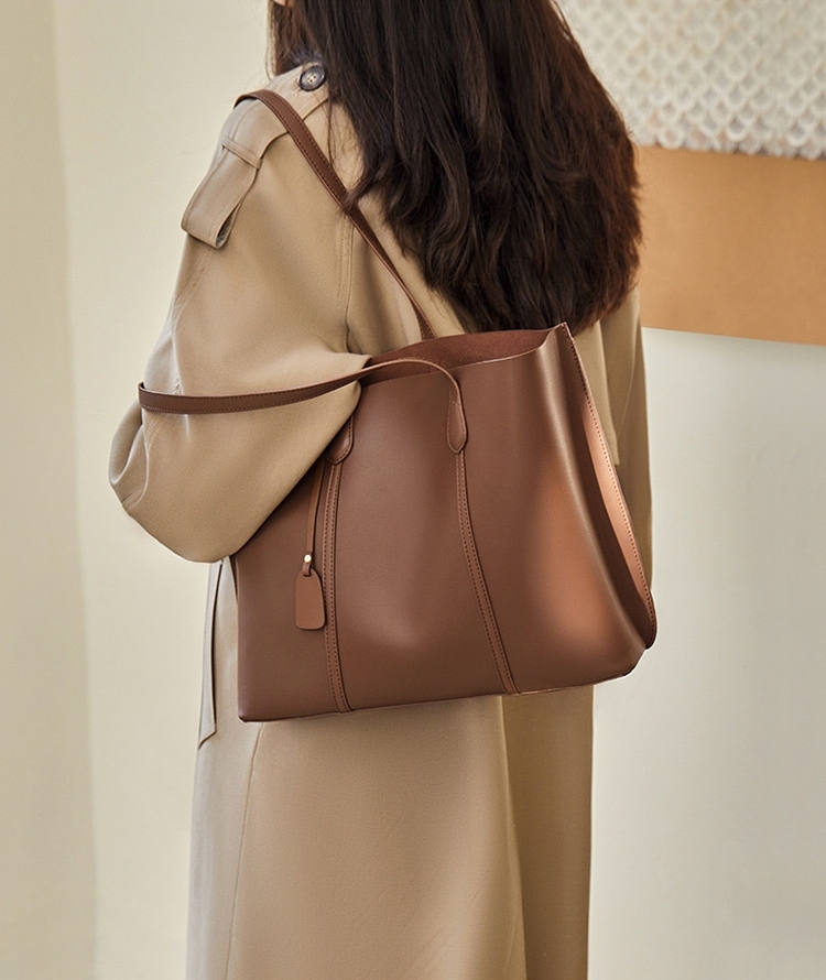 3色|牛革トートバッグ|牛革片肩バッグ|A4 サイズに対応