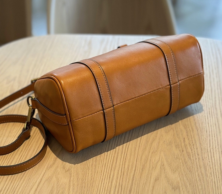 NEW ! •カラメル|茶|黒|コーヒー|4色•3WAY•天然牛革ハンドバッグ•牛革ショルダーバッグ