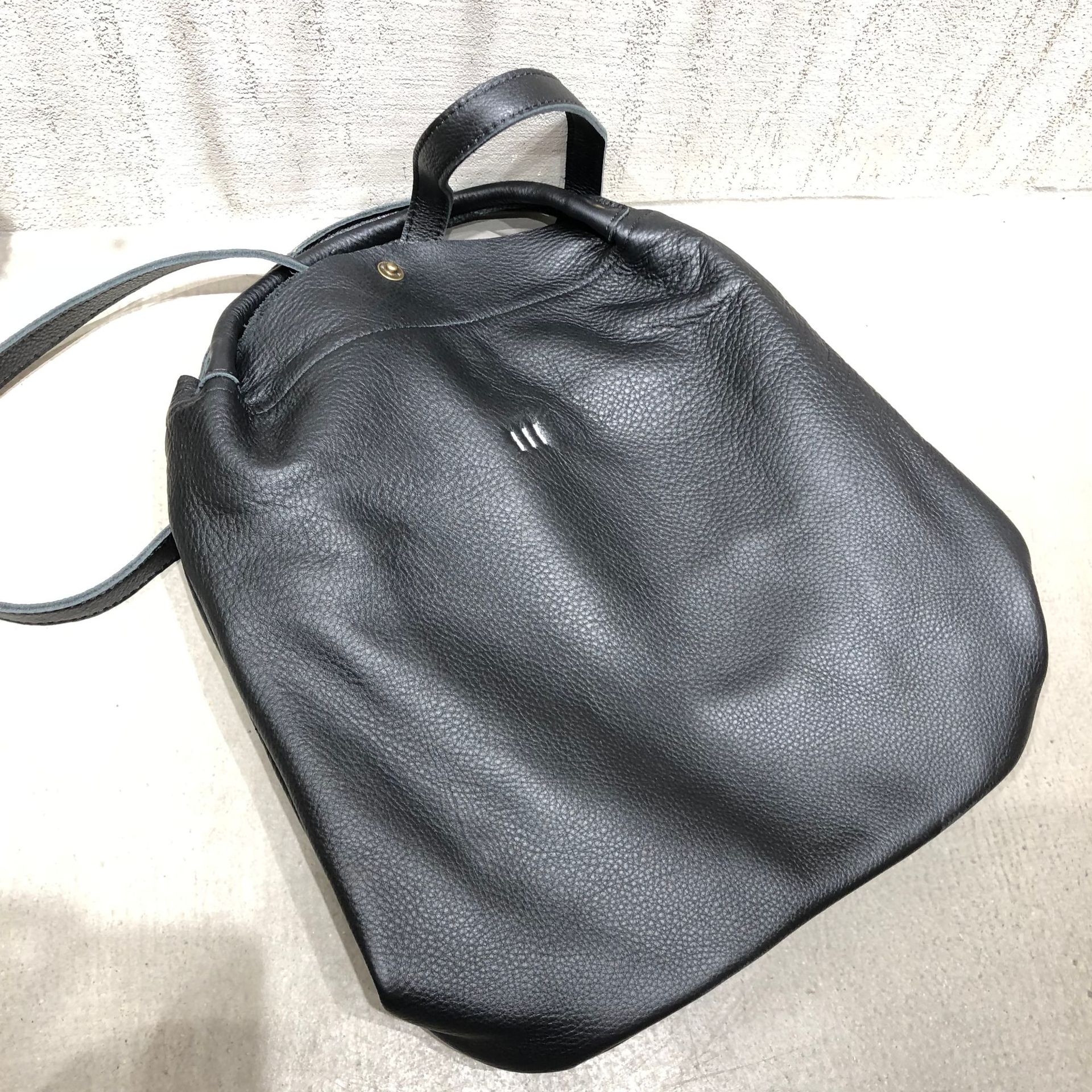 レザーバックパック|牛革リユック|ノートパソコンバッグ|通勤バッグ