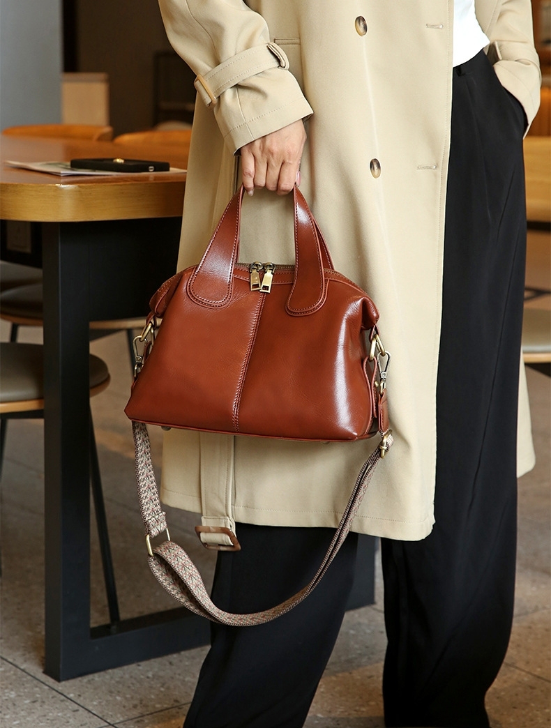 NEW ! •5色•天然牛革ハンドバッグ•牛革ショルダーバッグ•2本の肩ベルトを付属