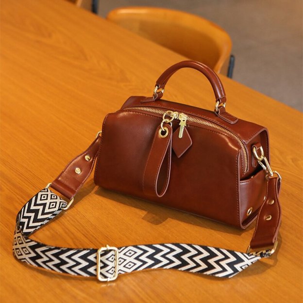 牛革斜め掛けバッグ|牛革ショルダーバッグ|牛革肩がけかばん |手提げバッグ