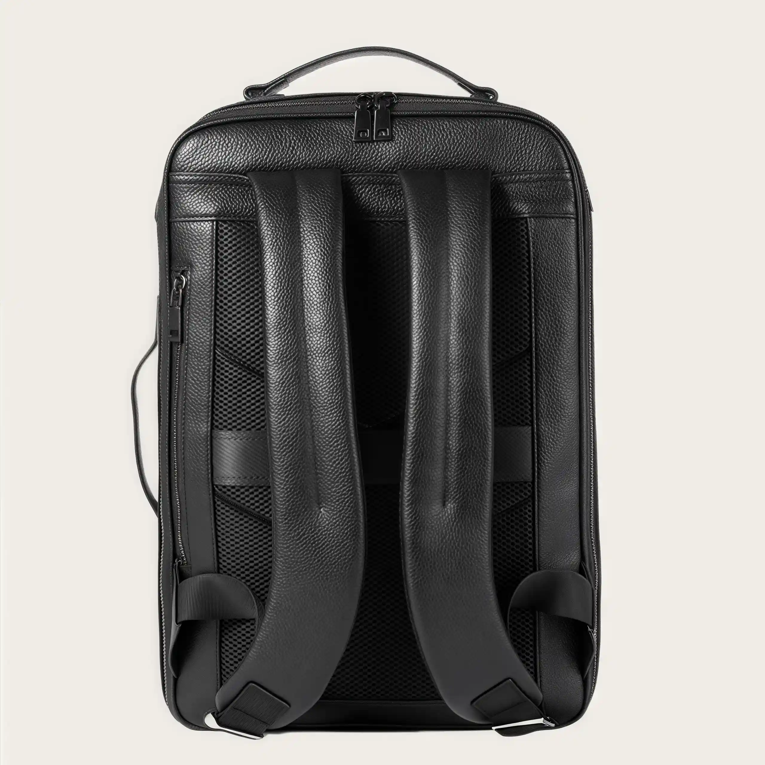 「横持ち・縦持ち・肩掛け」3WAY|牛革のビジネスリュック|大容量|ビジネス通勤に最適