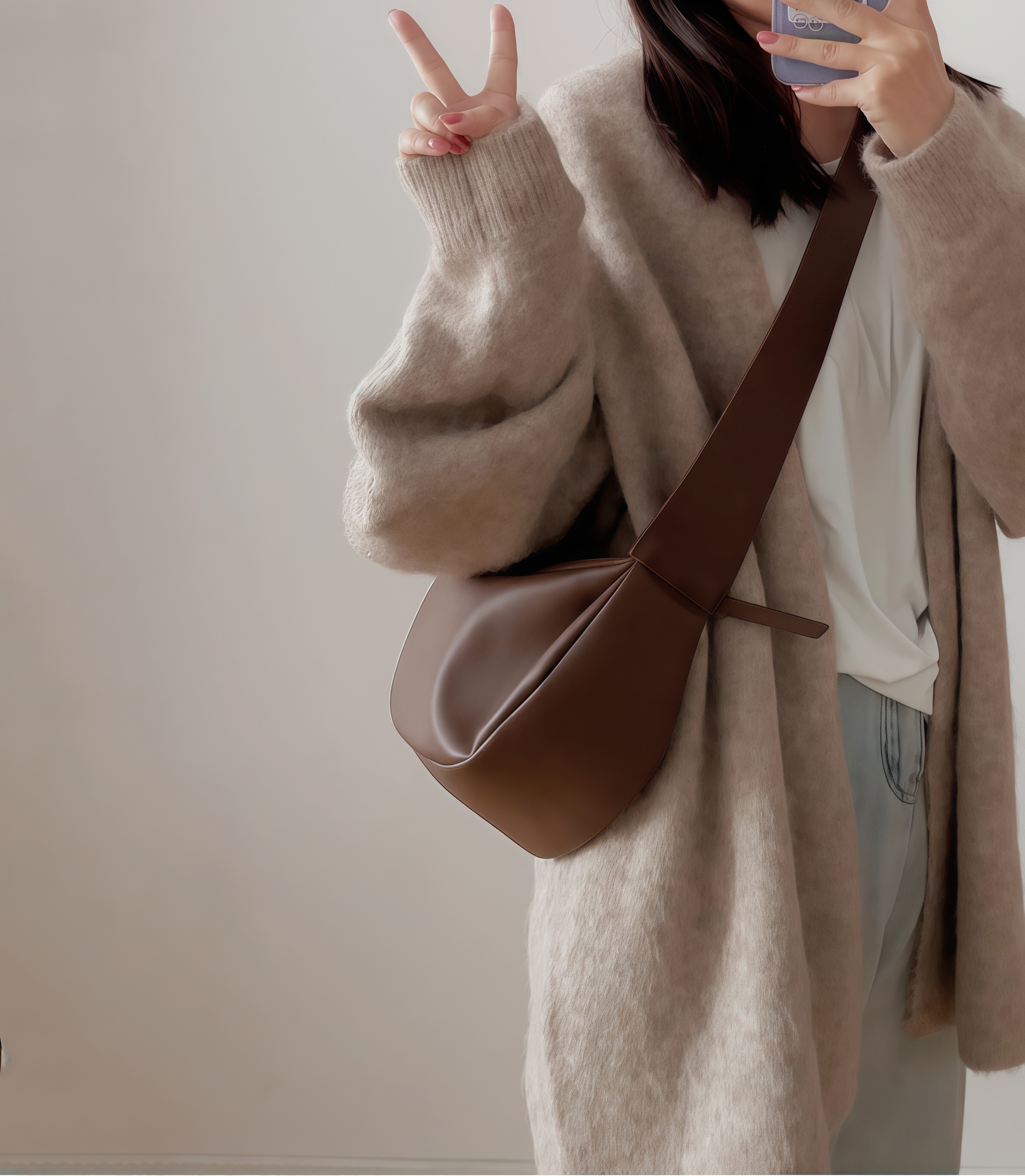 牛革クロスボディバッグ|肩掛けバッグ|サコッシュ