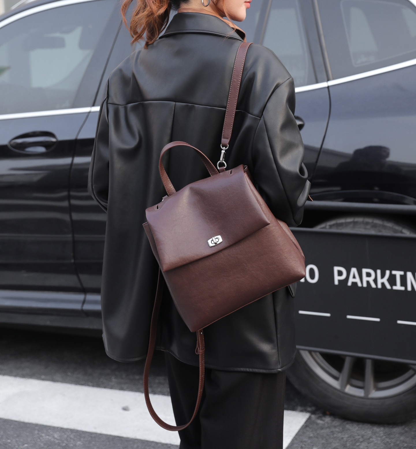 3in1多機能！•3色•3つの使用モードを切り替え自在！•天然な牛革リユックバック•牛革ショルダーバッグ•ハンドバッグ