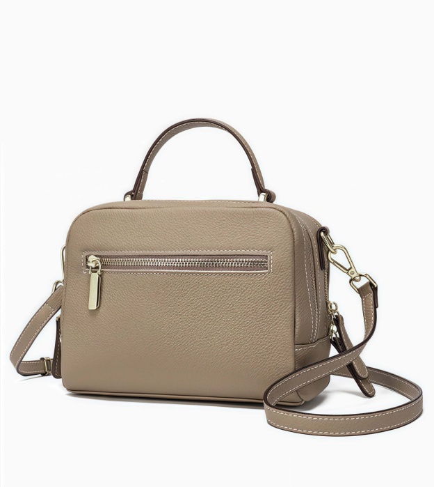 2色から選択可能※通勤に最適※上質な天然牛革斜ショルダーバッグ ※トートバッグ ※送料無料