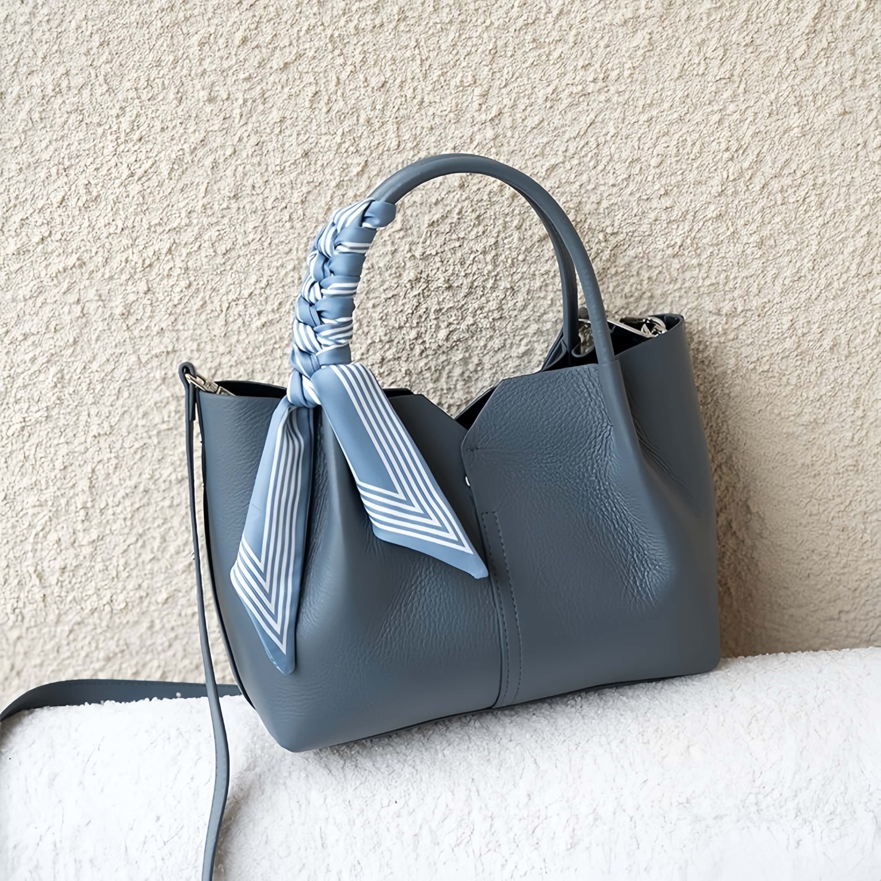 細部にわたって美し ！•3WAY•4色•牛革ハンドバッグ•本革ショルダーバッグ• 斜めショルダーバッグ