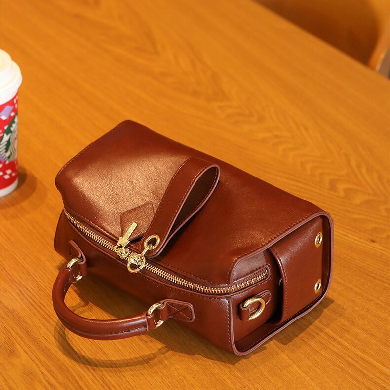 牛革斜め掛けバッグ|牛革ショルダーバッグ|牛革肩がけかばん |手提げバッグ