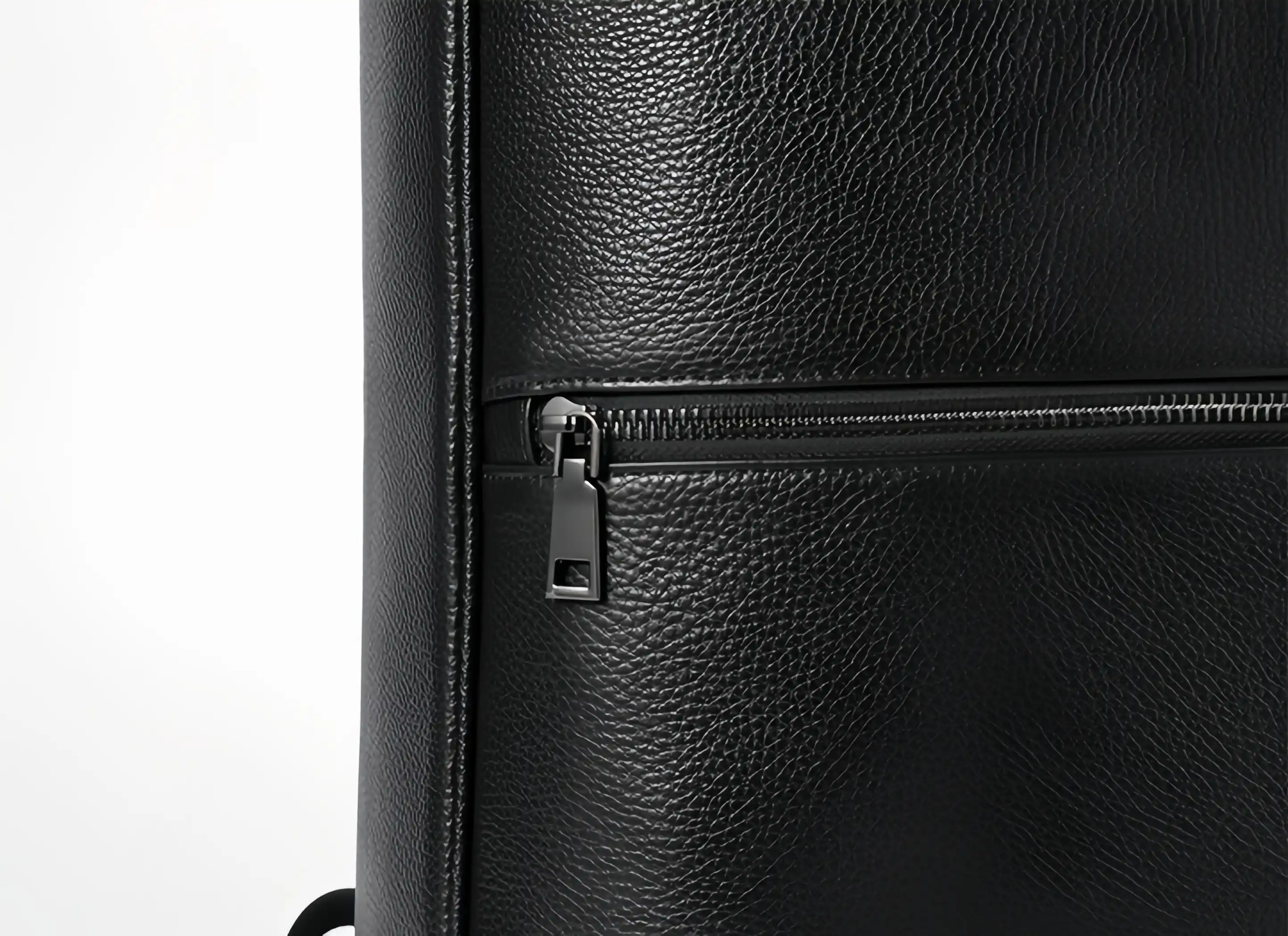 「横持ち・縦持ち・肩掛け」3WAY|牛革のビジネスリュック|大容量|ビジネス通勤に最適