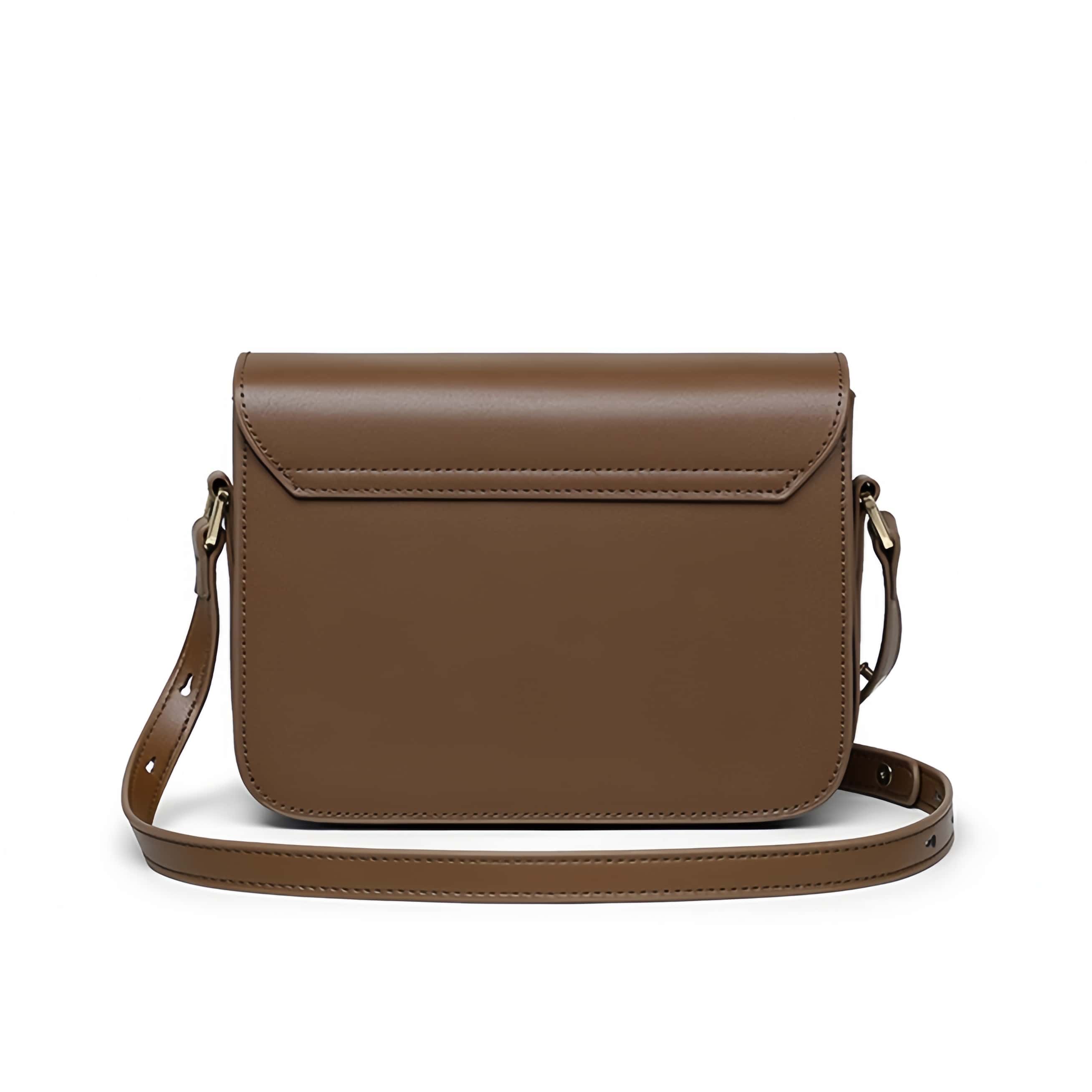 NEW ! •茶色•天然牛革ショルダーバッグ• 牛革肩掛けバッグ