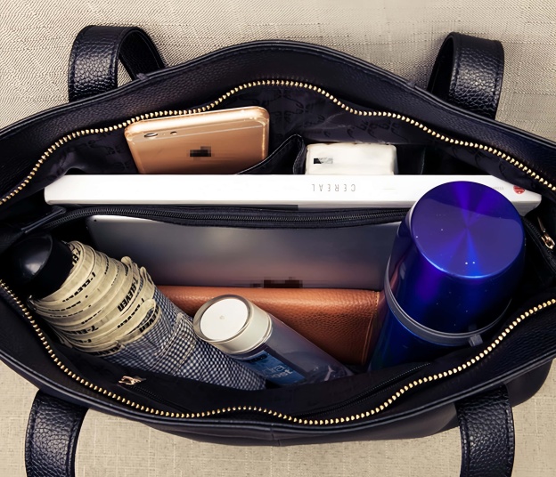 3WAY大容量牛革トートバッグ|肩掛けバッグ|ショルダーバッグ|A4 サイズに対応して