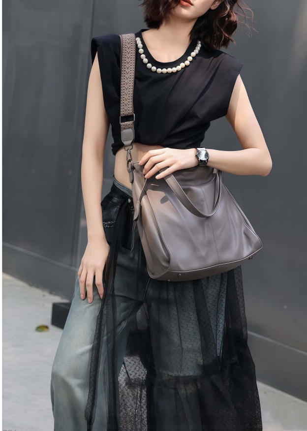 おしゃれで素敵！グレー|黒|茶|3色•3WAY•植物鞣し牛革ハンドバッグ•牛革トートバッグ