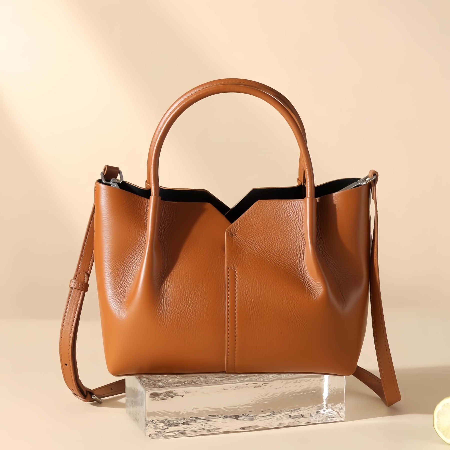 細部にわたって美し ！•3WAY•4色•牛革ハンドバッグ•本革ショルダーバッグ• 斜めショルダーバッグ