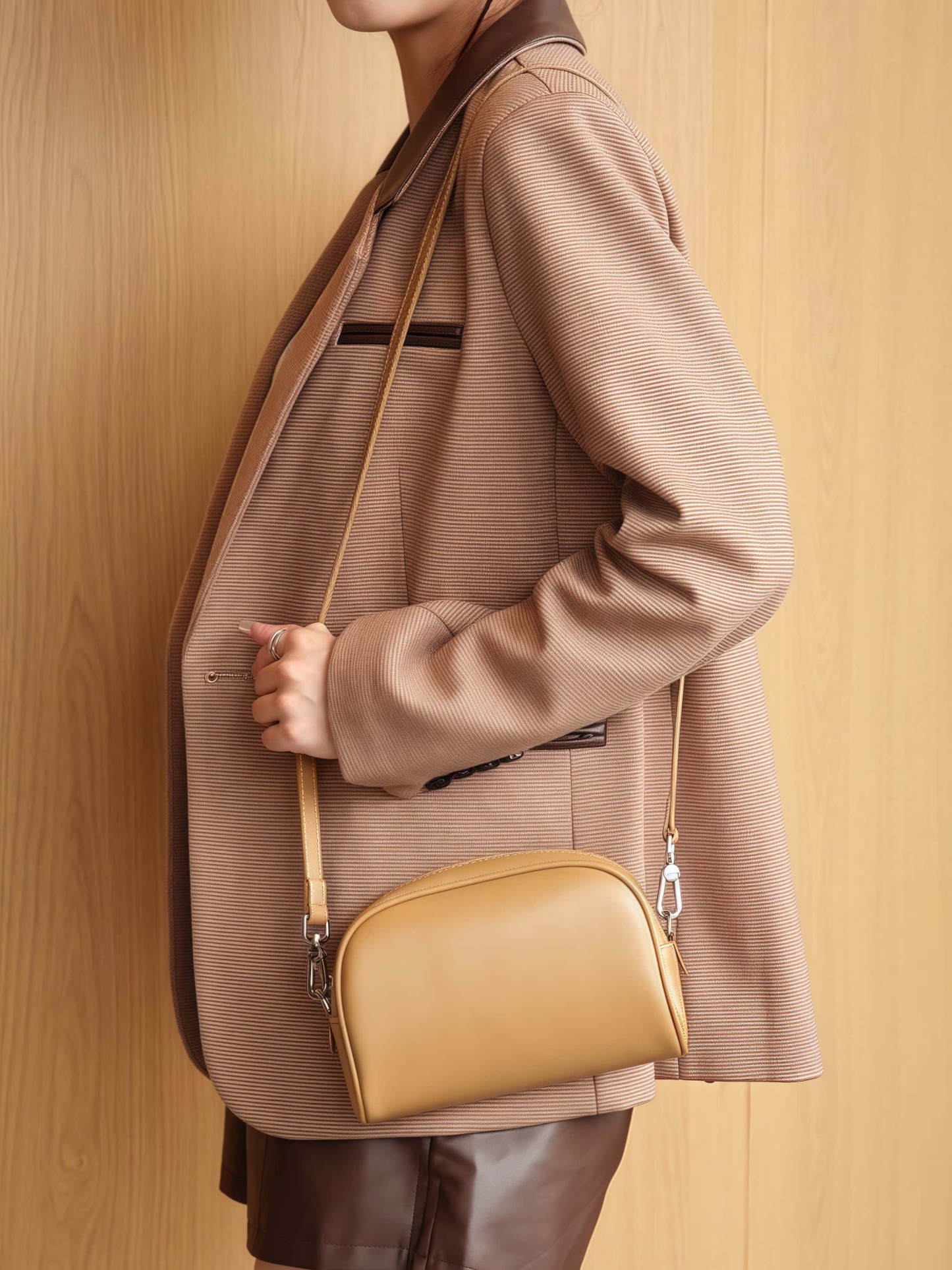 3WAY※One plus One-3WAY革新1+1※カーキ|黒|乳白|3色|牛革ハンドバッグ ※ 手持ちアウターバッグ+クロスボディインナーバッグ※