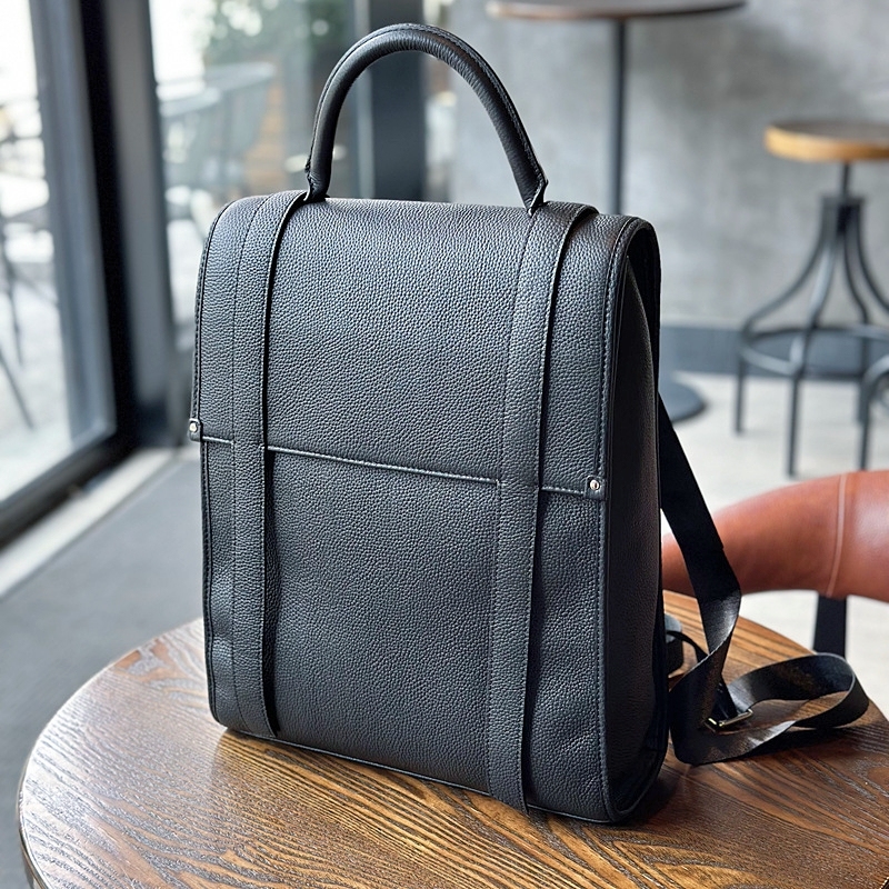 新発売 ！•3色•ユニセックス•天然牛革リュックサック