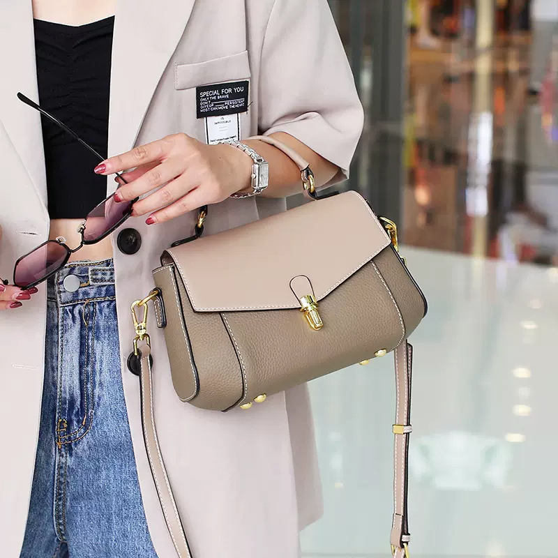 牛革斜め掛けバッグ|片肩バッグ|牛革ハンドバッグ|スーツに合わせる