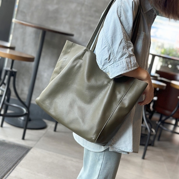 新作！茶|黒|緑※3色※厚みのある柔らかい天然牛革トートバッグ※牛革肩掛けバッグ