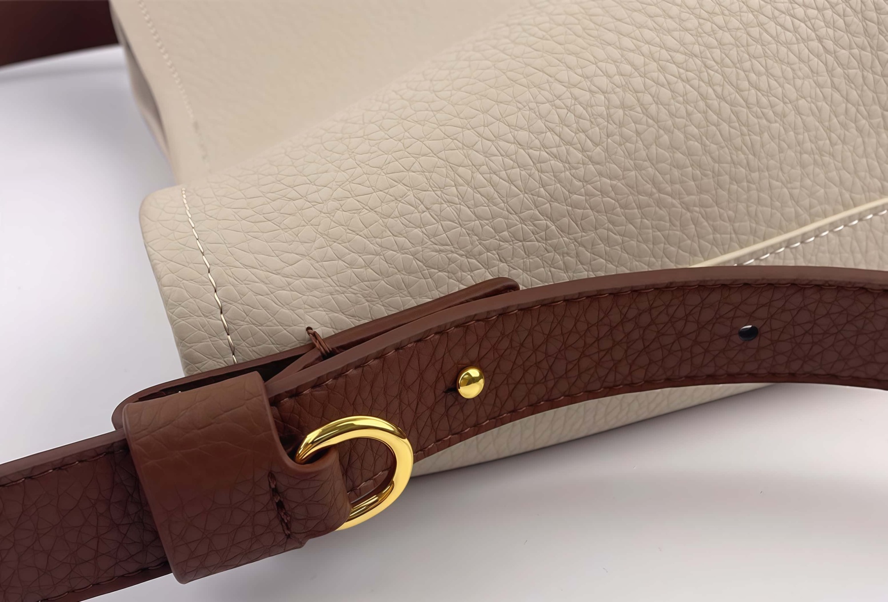 新発売 ！ベージュ|茶|黒|3色♦天然ソフト牛革トートバッグ ♦