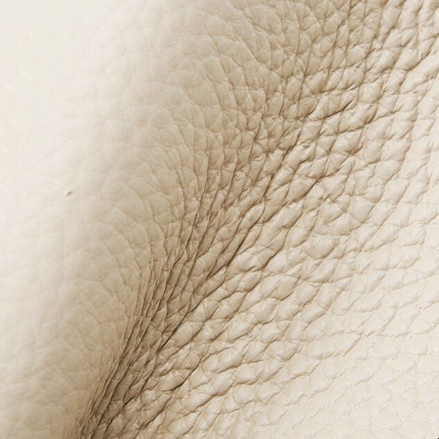 上質な天然牛革トートバッグ |大容量設計|通勤に最適