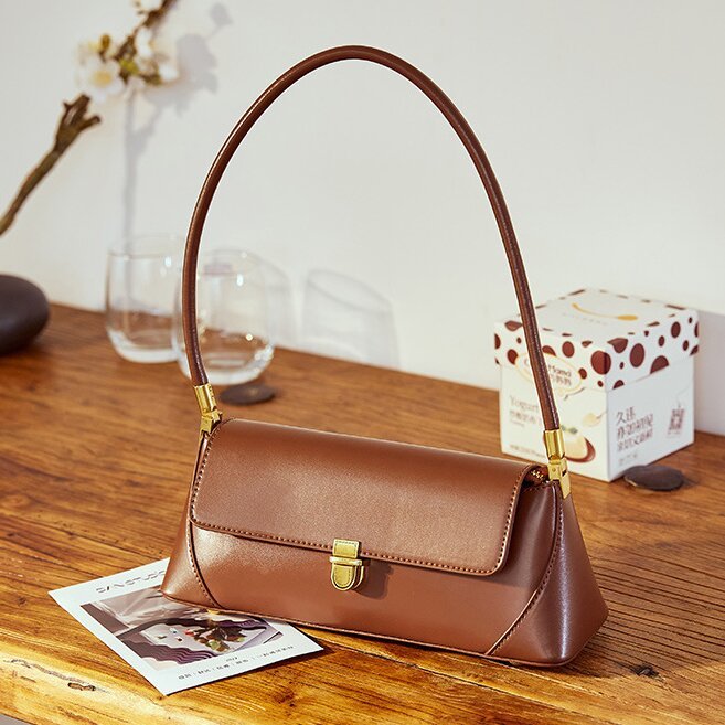 高級感 !|茶|黒|白|カーキ|4色|牛革ショルダーバッグ|牛革ハンドバッグ