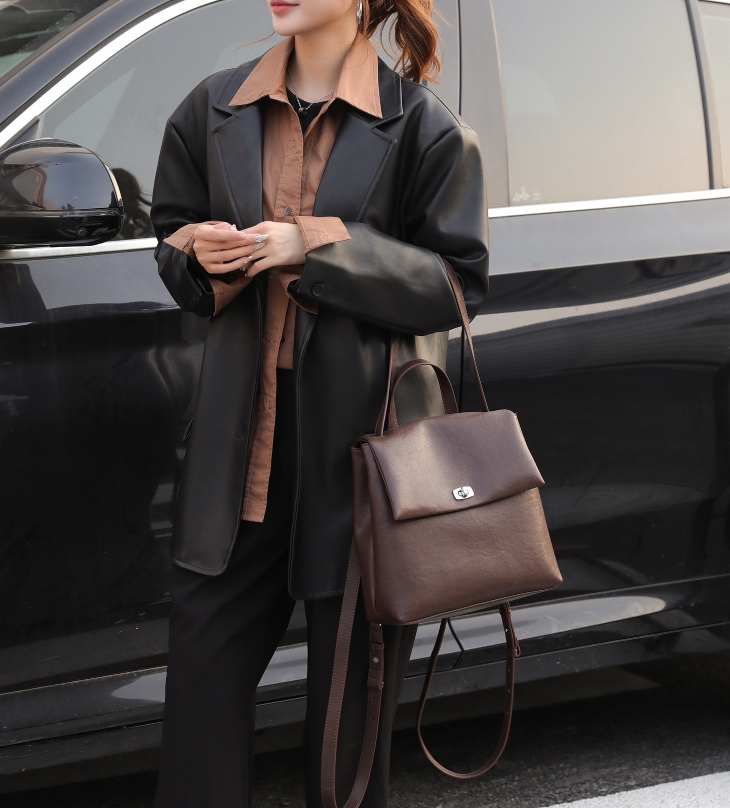 3in1多機能！•3色•3つの使用モードを切り替え自在！•天然な牛革リユックバック•牛革ショルダーバッグ•ハンドバッグ