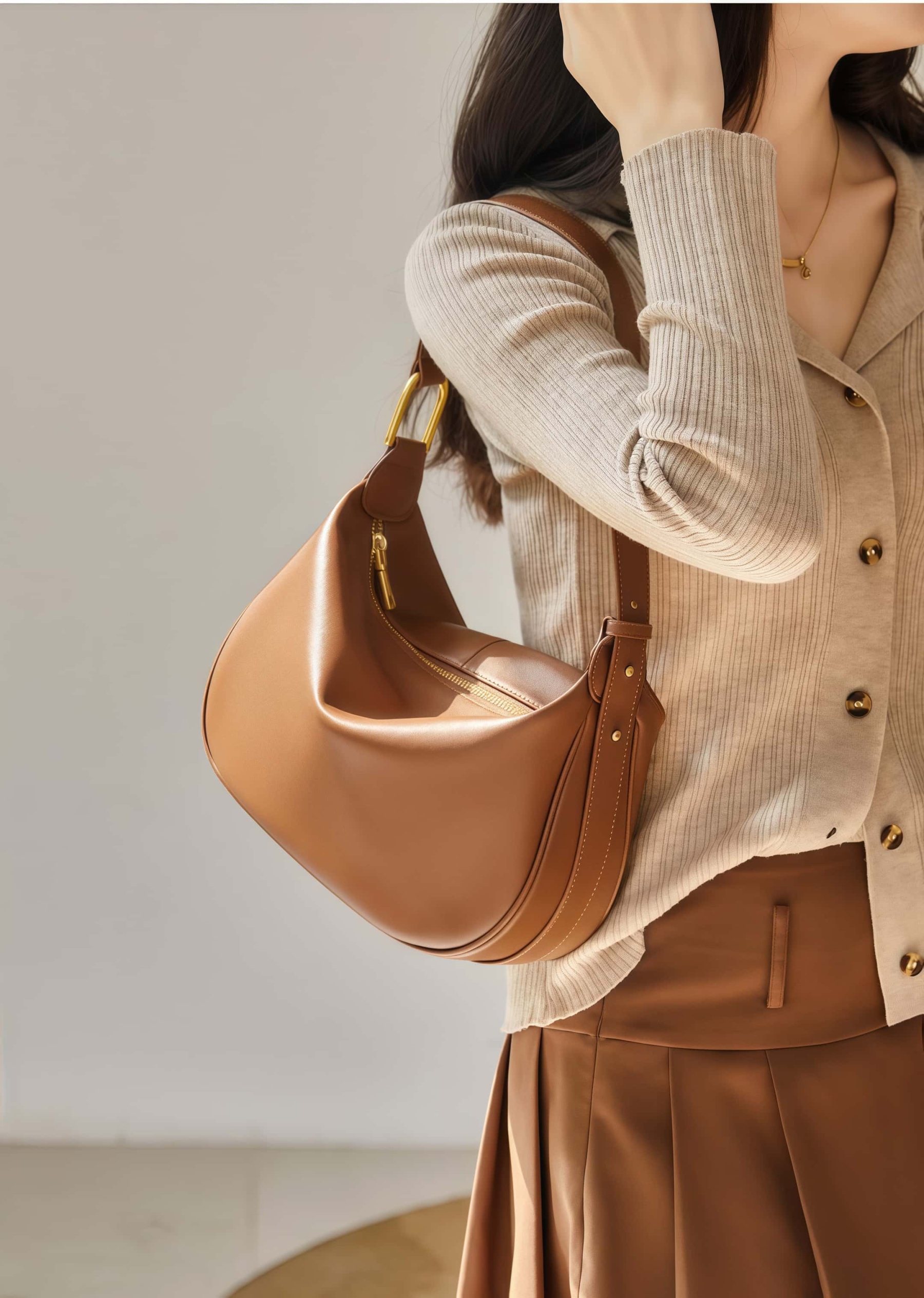 NEW ! •カラメル|黒|ベージュ|3色•天然牛革ショルダーバッグ|2本の肩紐が付属