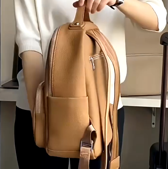 新作•トレンディ!•厚みのある柔らかい牛革リュックサック