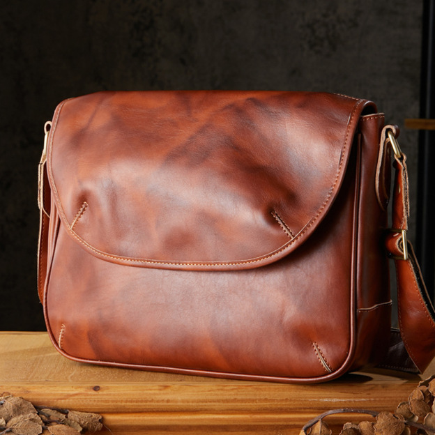 植物タンニン鞣しの天然牛革斜ショルダーバッグXK3056781HD