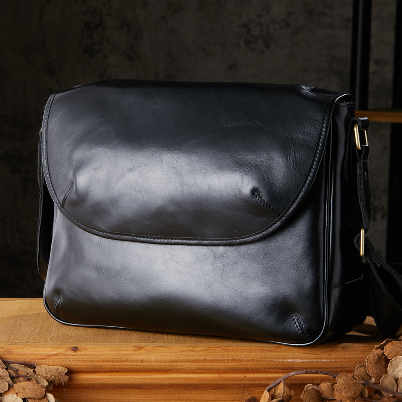 植物タンニン鞣しの天然牛革斜ショルダーバッグXK3056781HD