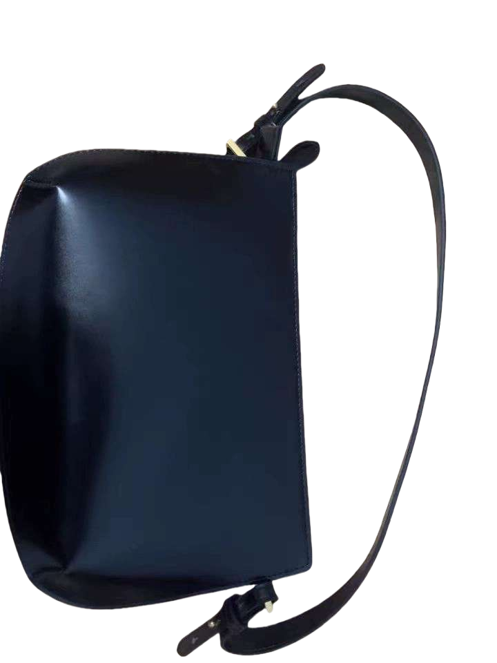 レザー携帯ポーチ|牛革ショルダーバッグ|サコッシュ|斜め掛けバッグ|エブニングバッグ