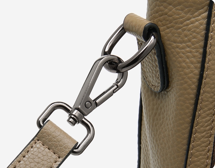 華やか！♦カーキ|黒♦2色♦厚みのある柔らかい天然牛革トートバッグ♦牛革ショルダーバッグ