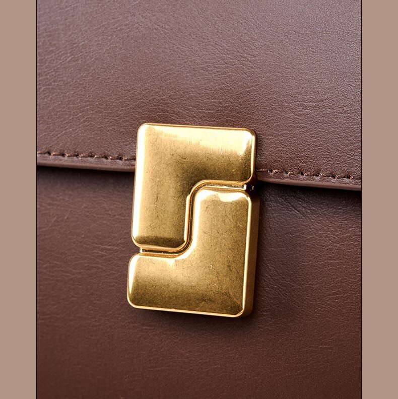 軽くて持ちやすい ！黒|白|コーヒー|カラメル|4色|牛革斜ショルダーバッグ