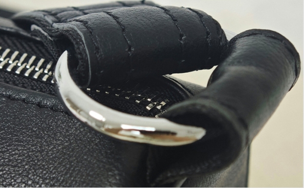 ユニセックス※ 黒|茶|グレー|3色※天然牛革ショルダーバッグ