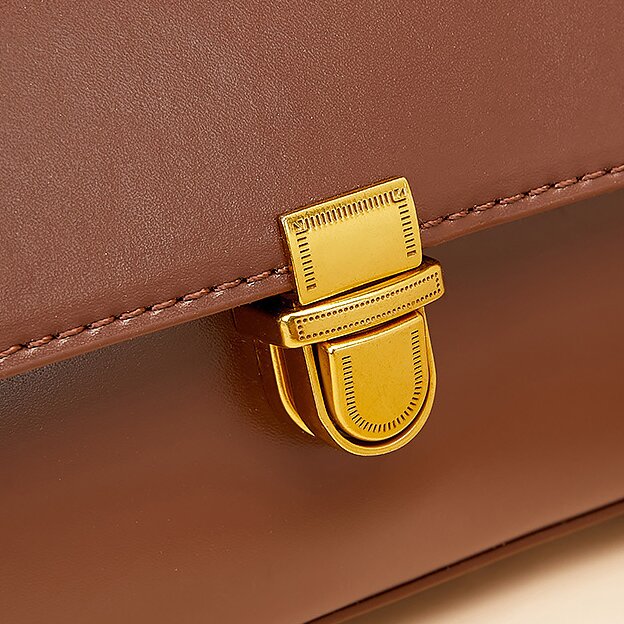 高級感 !|茶|黒|白|カーキ|4色|牛革ショルダーバッグ|牛革ハンドバッグ