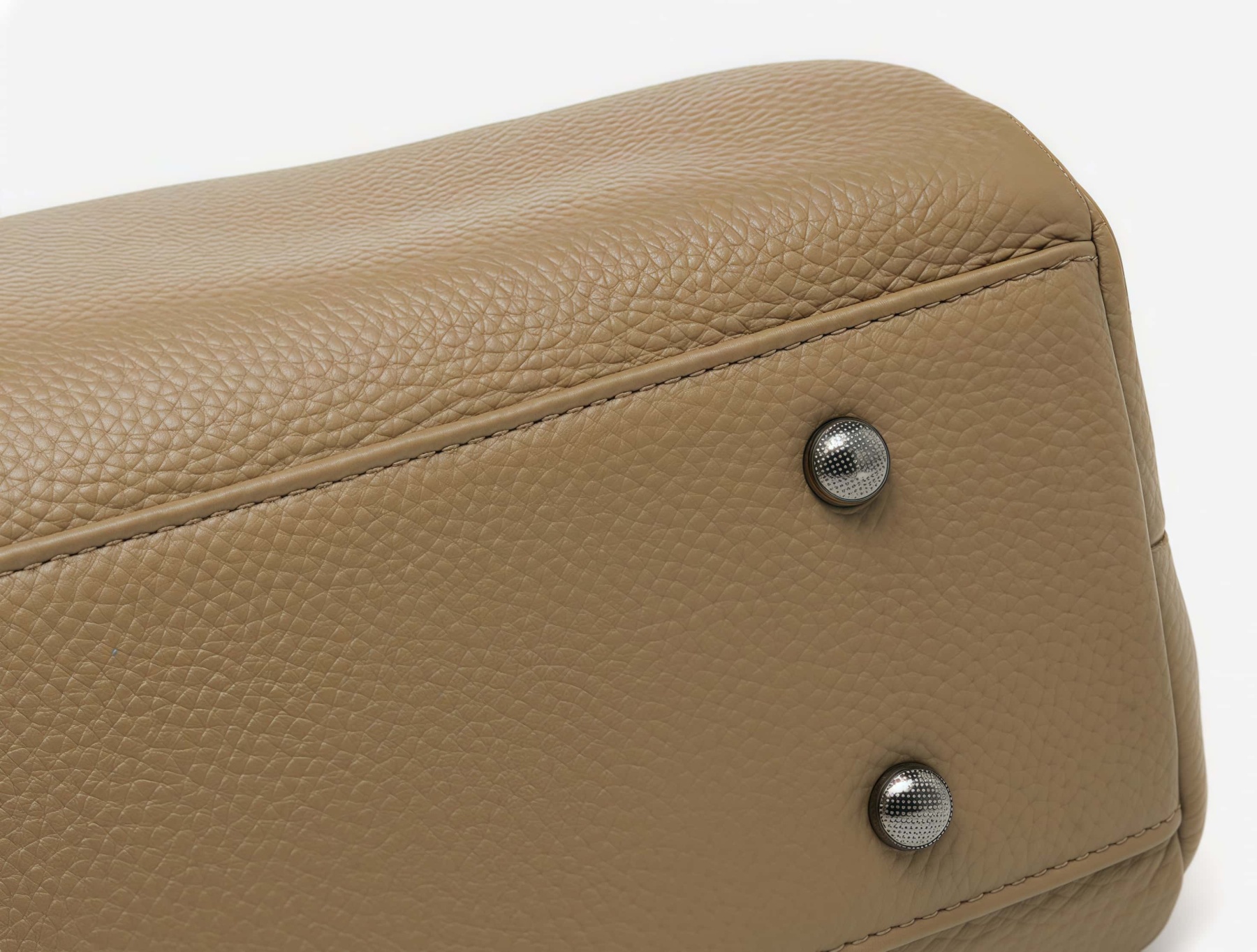 華やか！♦カーキ|黒♦2色♦厚みのある柔らかい天然牛革トートバッグ♦牛革ショルダーバッグ