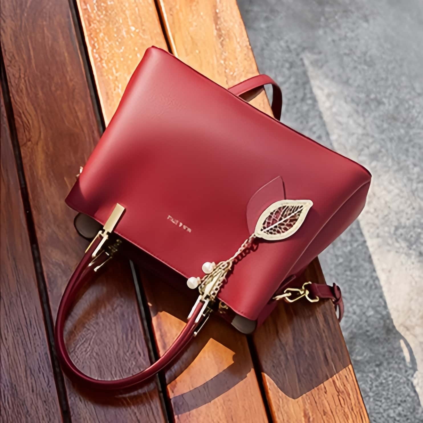 季節の新作！•贅沢感•青|黒|ワインレッド|3色•天然牛革ハンドバッグ•牛革ショルダーバッグ