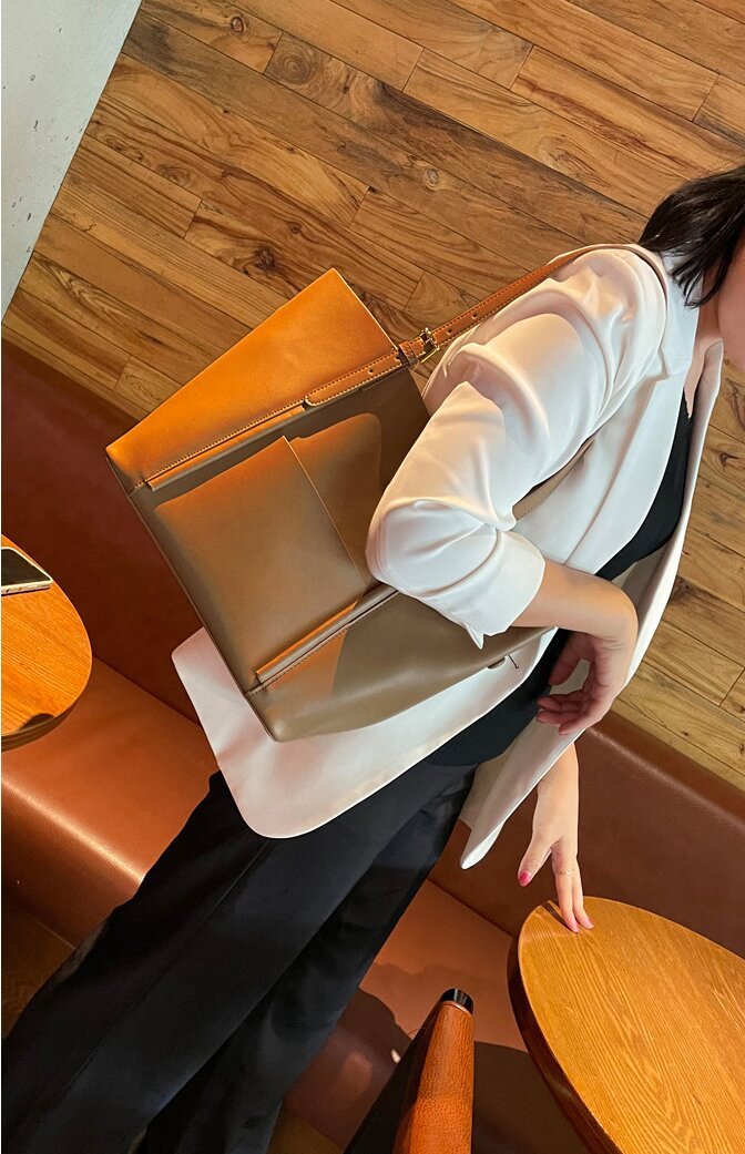 オールシーズン対応♦モダンでエレガント ♦上質な天然牛革トートバッグ ♦通勤に最適