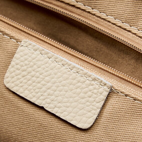 上質な天然牛革トートバッグ |大容量設計|通勤に最適