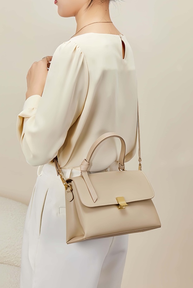 上品な雰囲気が漂う ! |3WAY▪上質で厚手で天然の柔らかい牛革製のハンドバッグ|牛革ショルダーバッグ