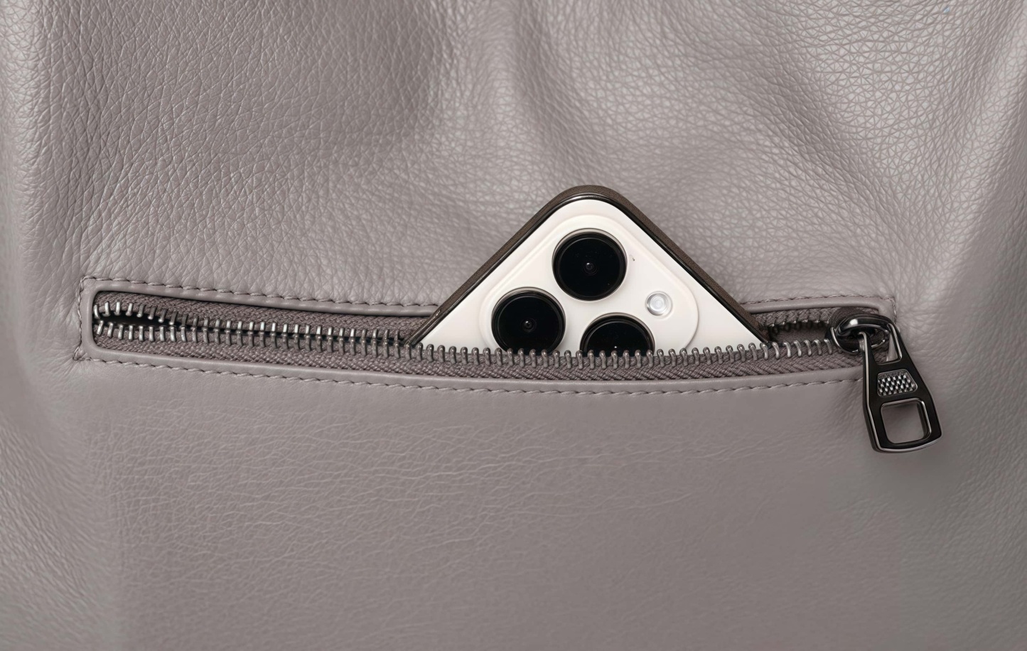 おしゃれで素敵！グレー|黒|茶|3色•3WAY•植物鞣し牛革ハンドバッグ•牛革トートバッグ