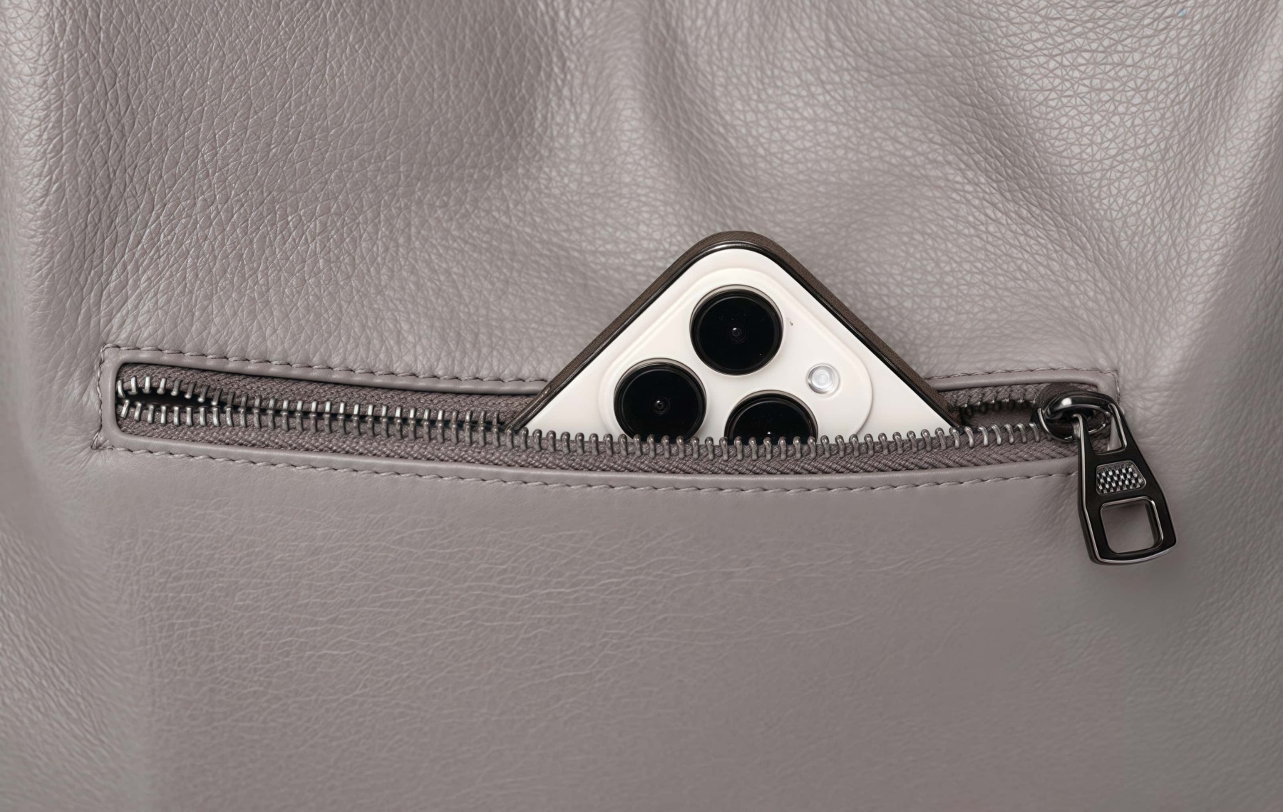 おしゃれで素敵！グレー|黒|茶|3色•3WAY•植物鞣し牛革ハンドバッグ•牛革トートバッグ